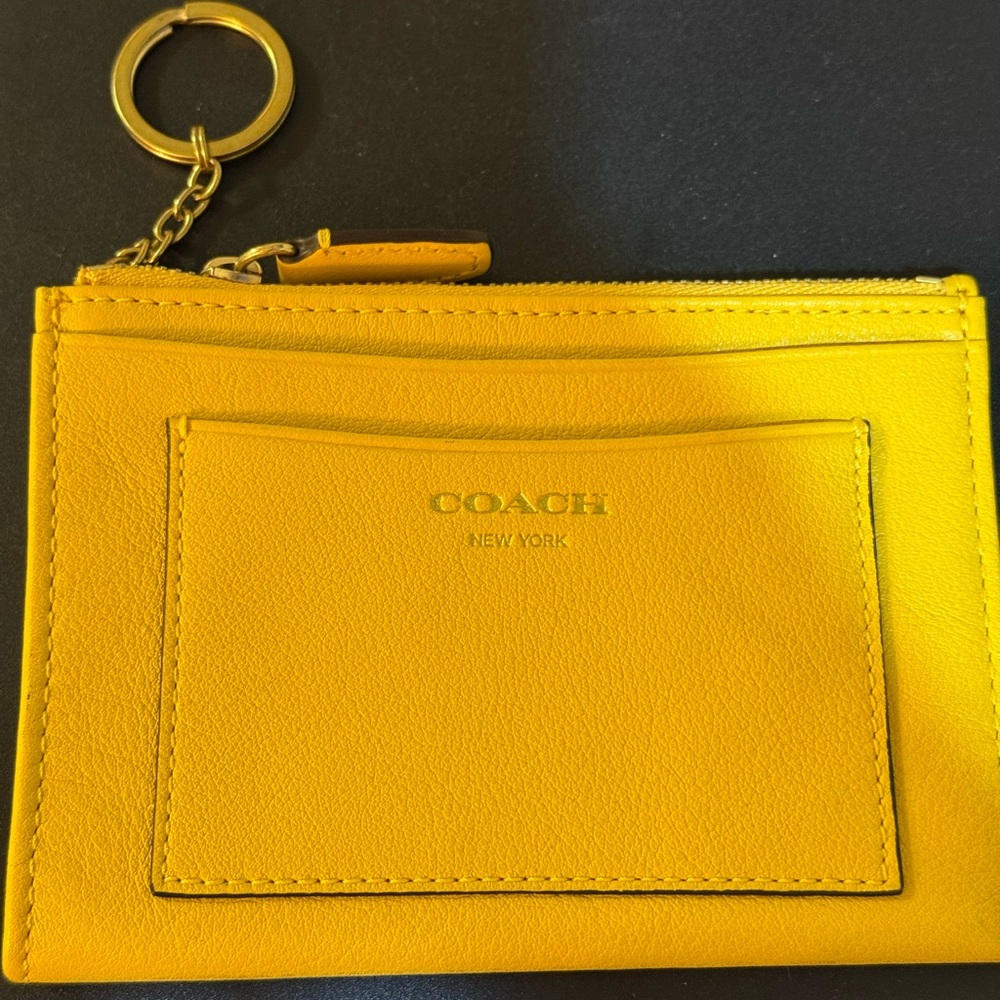 Coach Legacy sunflower card holder - New